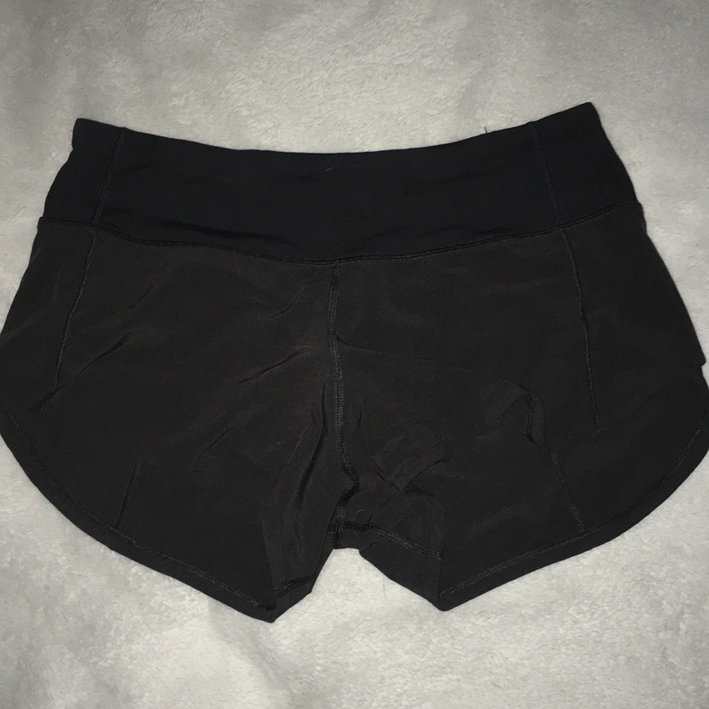 Lululemon black speed up shorts!!